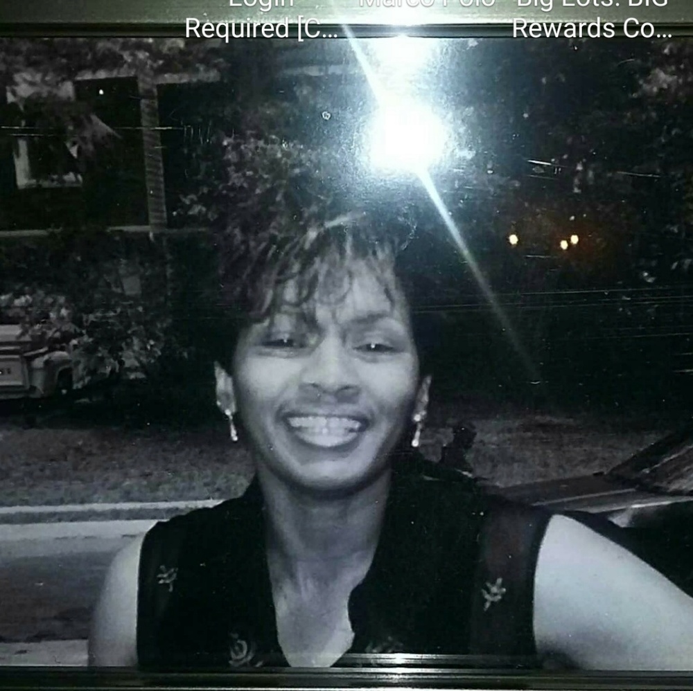 Women's shoes, boots etc.